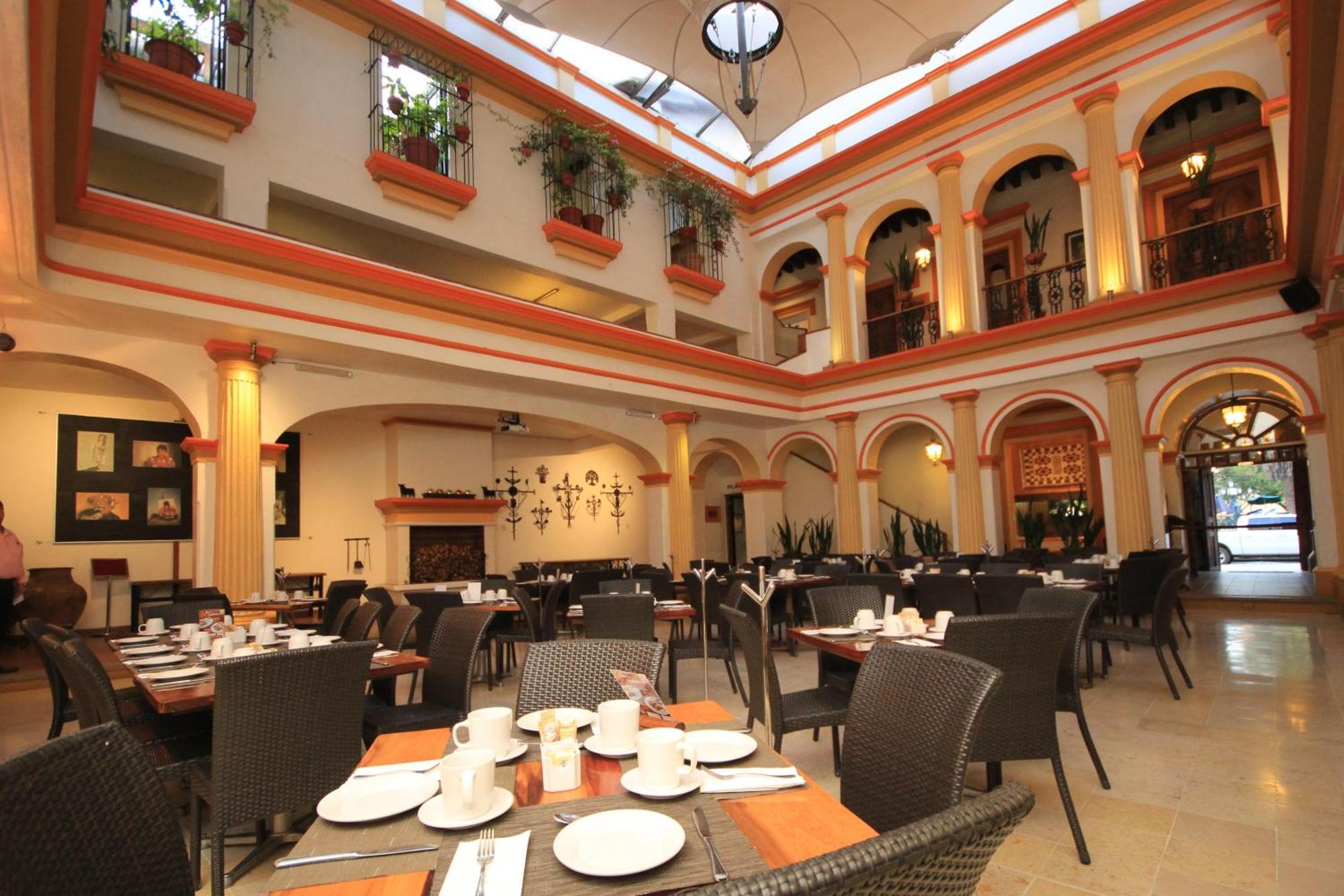 Hotel Ciudad Real Centro Historico San Cristóbal de Las Casas エクステリア 写真